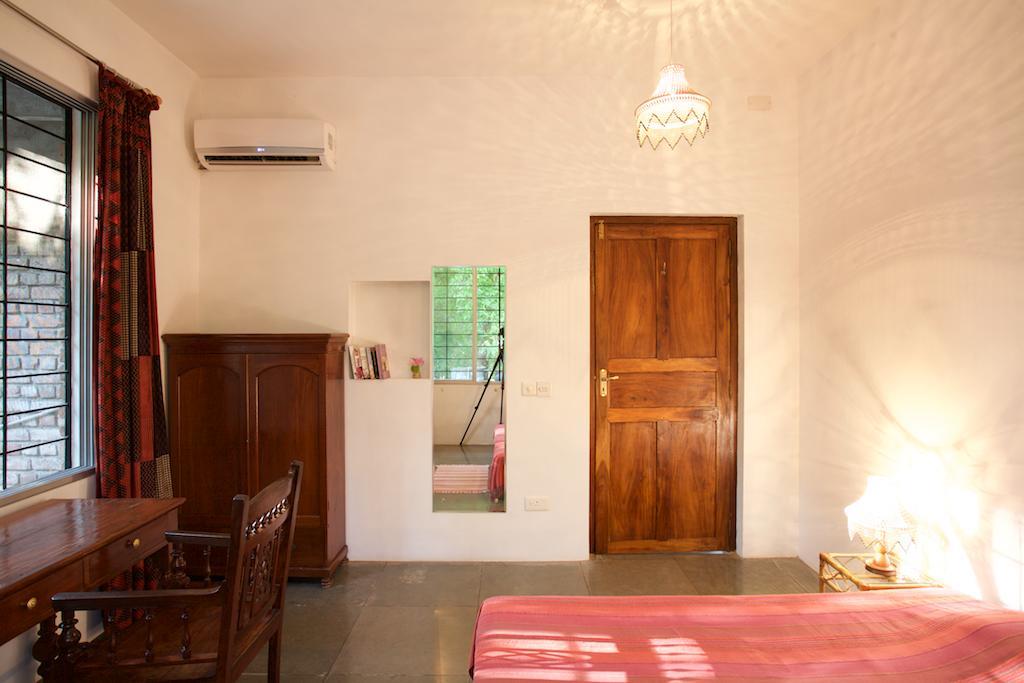 The Annex, Isai Ambalam Guest House Ауровил Екстериор снимка