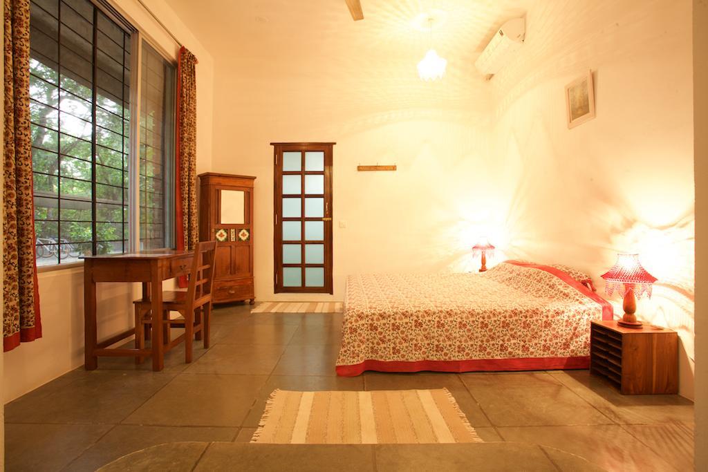 The Annex, Isai Ambalam Guest House Ауровил Екстериор снимка