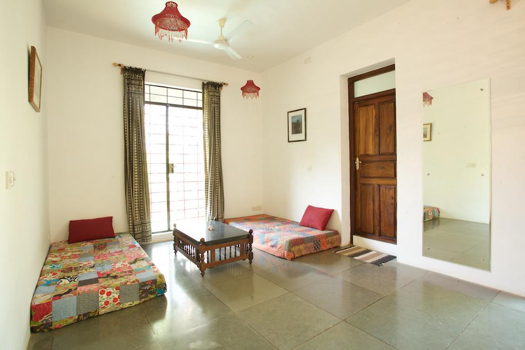 The Annex, Isai Ambalam Guest House Ауровил Екстериор снимка